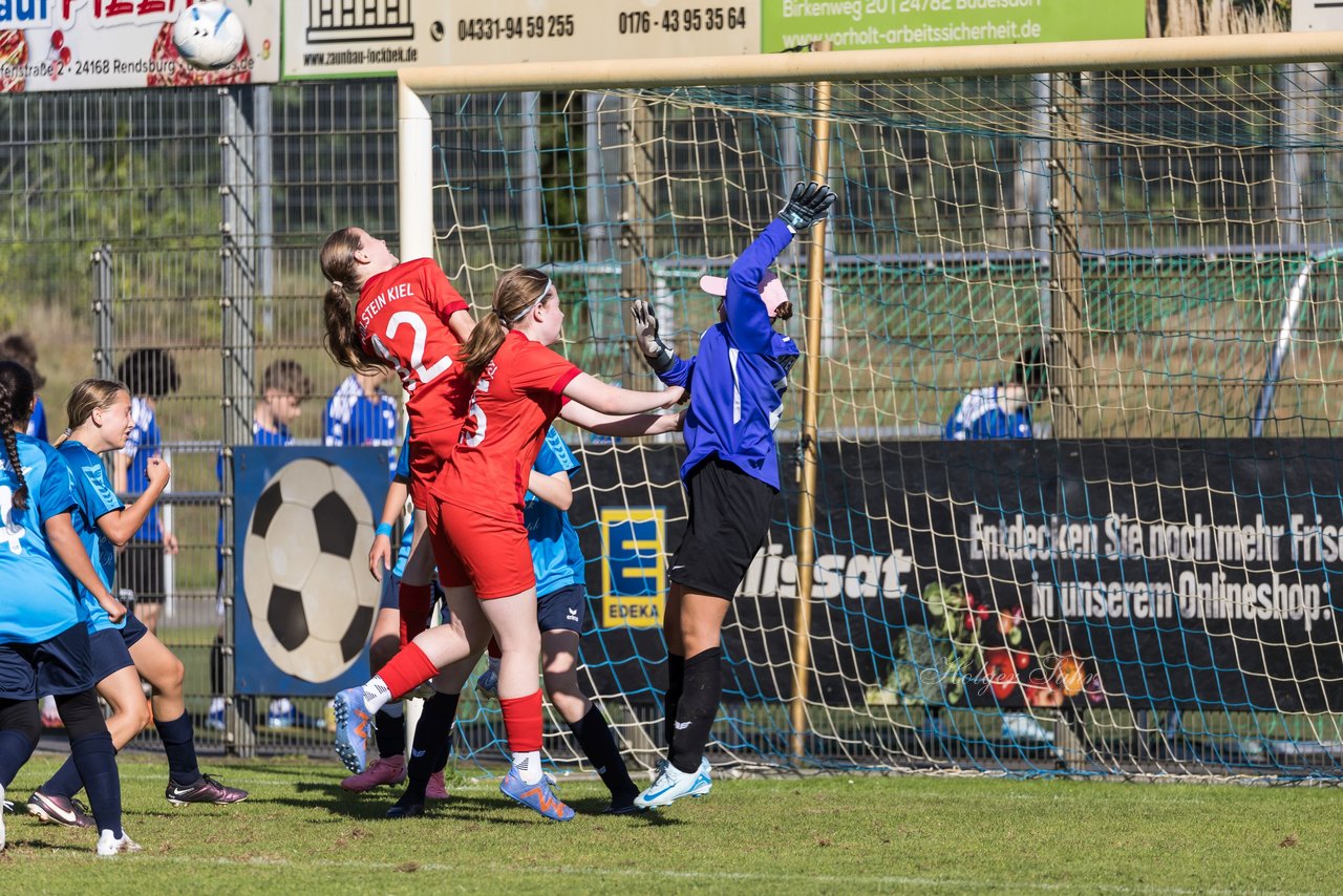 Bild 314 - wBJ TuS Rotenhof - Holstein Kiel : Ergebnis: 1:4